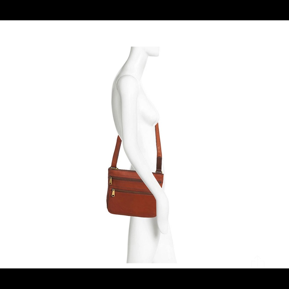 NWT FOSSIL Voyager Leather Crossbody Bag